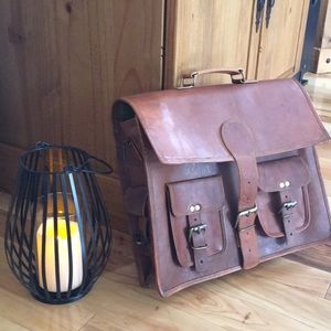 Leather messenger bag